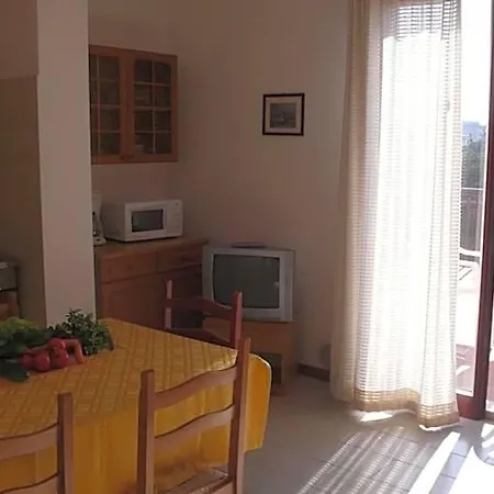 Flat With Big Terrace With Fireplace Next To Sea Hotel 3*
